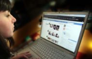 Facebook : on passe moins d'heures devant le réseau social